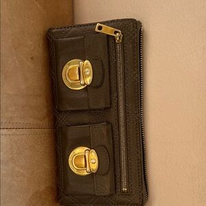 Marc Jacobs Black Leather Zip-Around Wallet with Gold Logo
